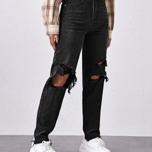 Black Ripped Baggy/Mom Jeans